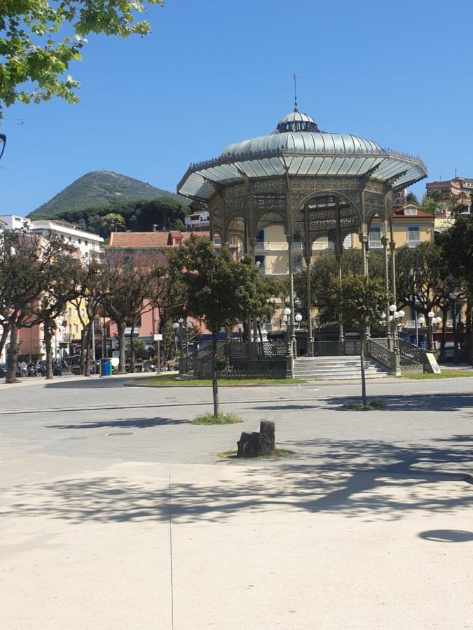 La Residenza Della Fenice Castellammare di Stabia Buitenkant foto